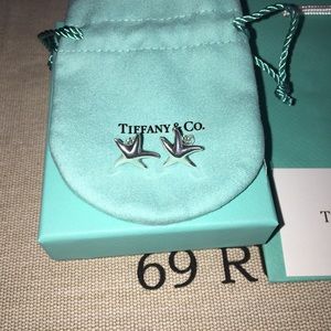 PRE-LOVED AUTHENTIC TIFFANY& CO ⭐️ FISH EARRINGS
